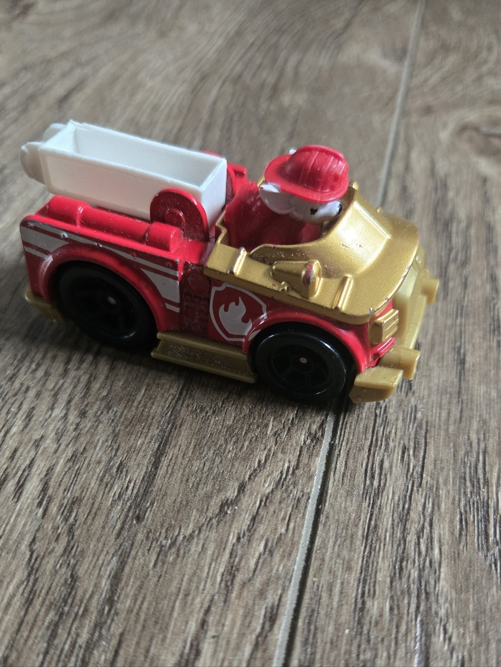 Paw Patrol Marshall Gold Metal Die Cast Rare Special Edition